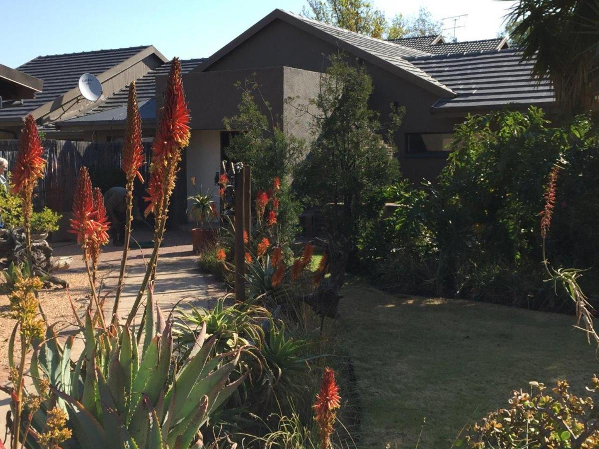 Afton Safari Lodge Kempton Park Exterior photo